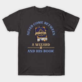 DnD Never come between a wizard and his book Dungeons and Dragons spellbook funny T-Shirt